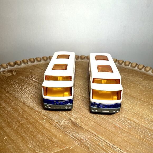 Lesney Matchbox Superfast Airport Coaches-American Airlines/British Airways Set - Picture 2 of 6